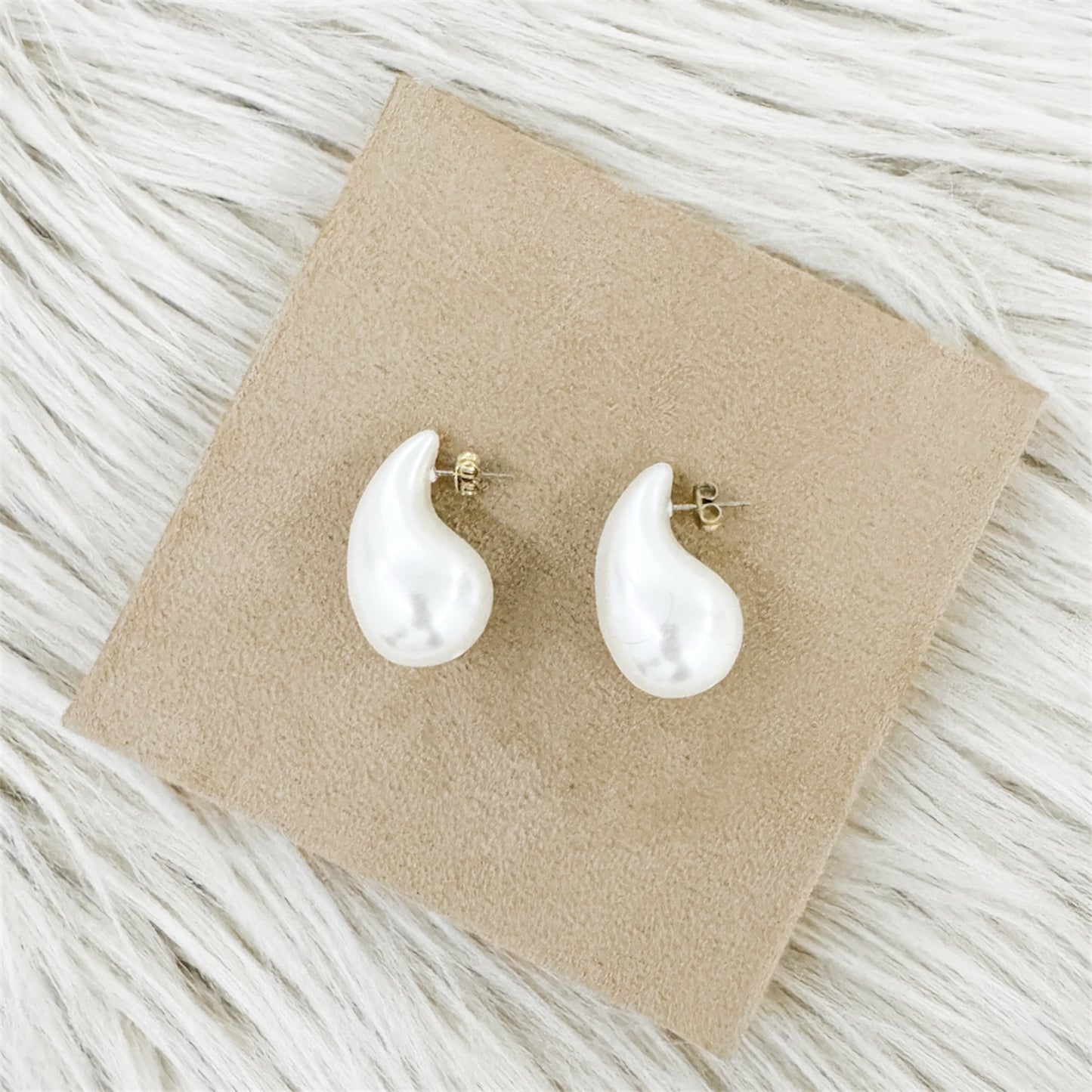 Pearl Drop Earring